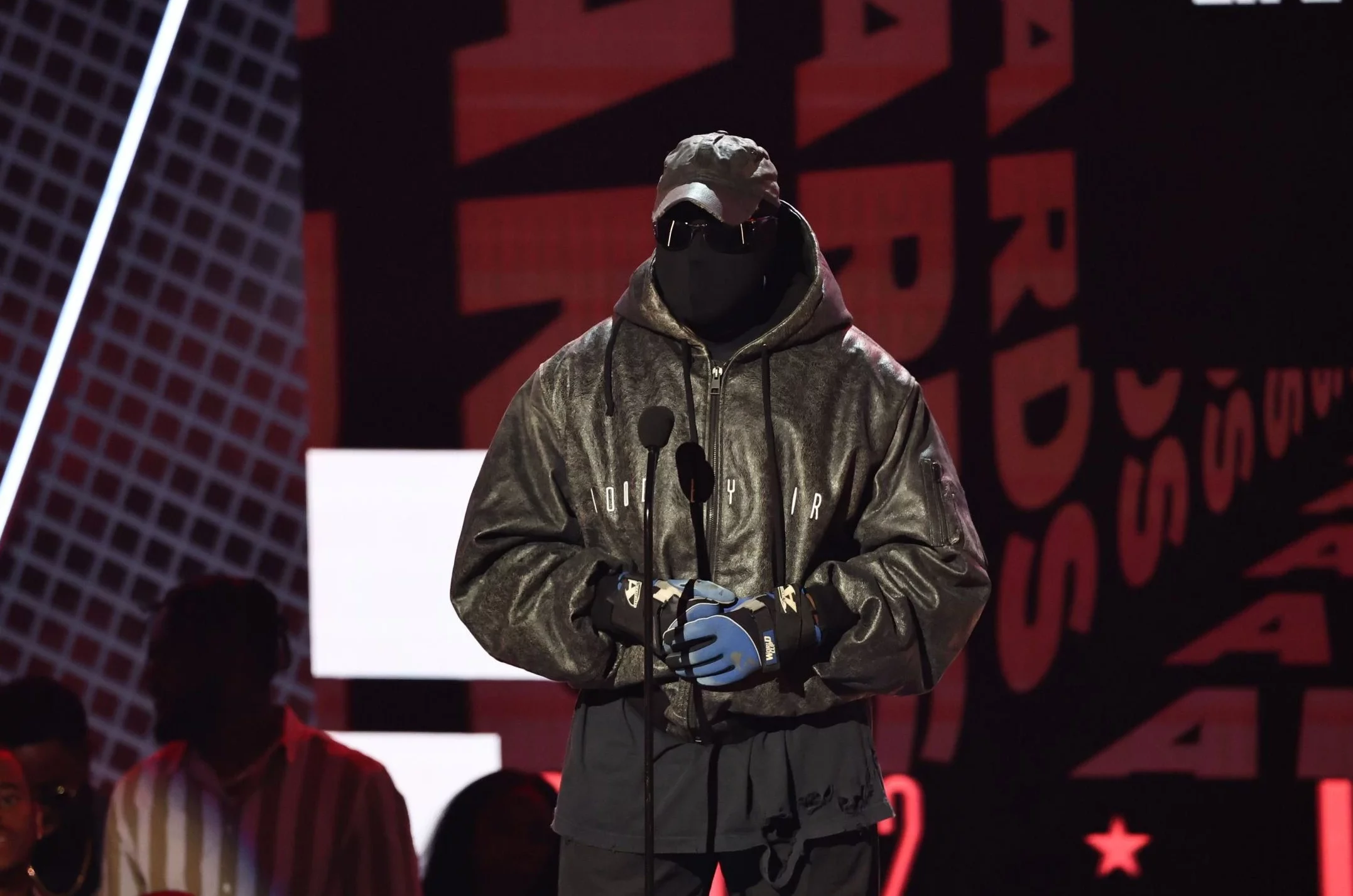 Kanye West Appearance Faceless At BET Award