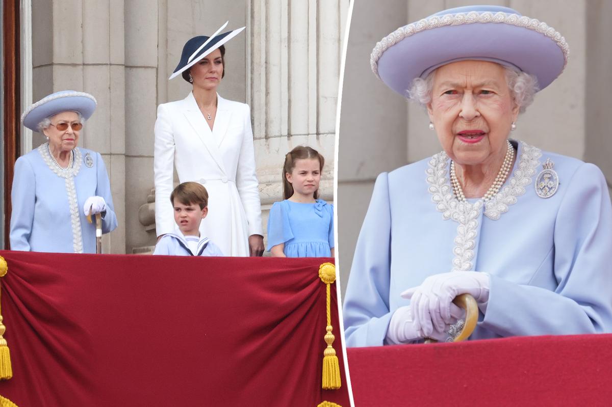 Queen Elizabeth II to Skip Service of Thanksgiving After Feeling "Discomfort"