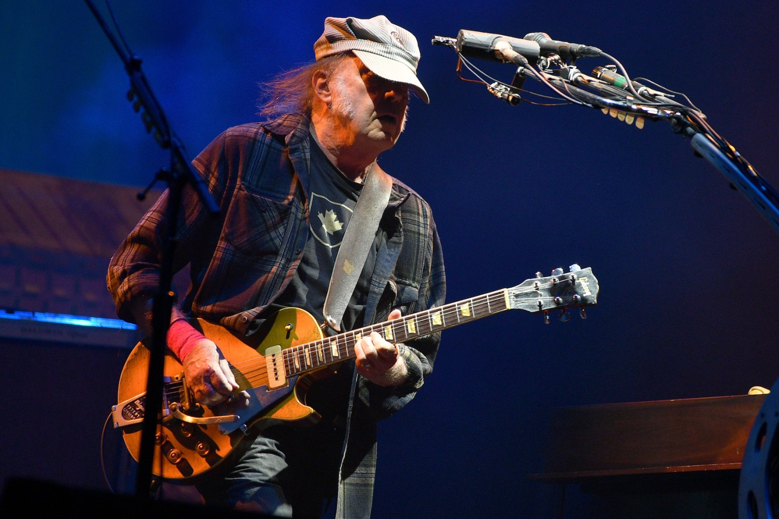 Neil Young - A Night of Music for a Cause