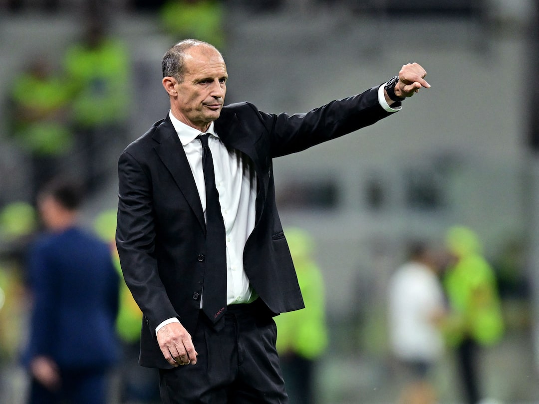 Massimiliano Allegri celebrating with AC Milan