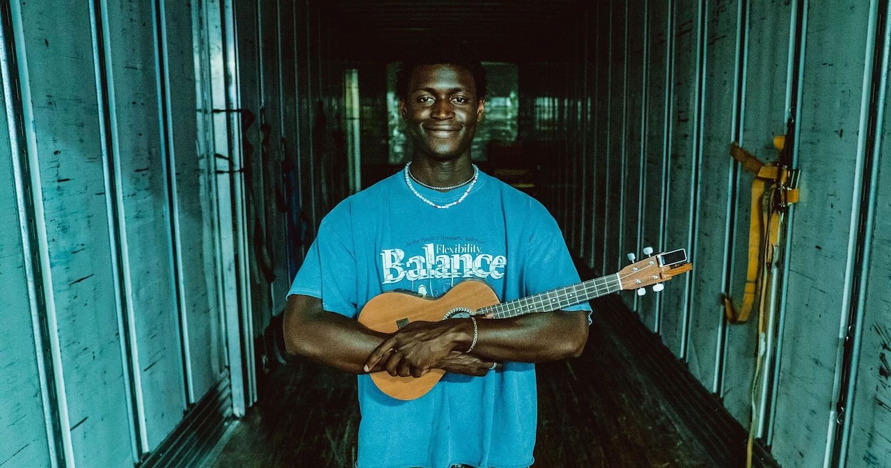Mon Rovîa musician portrait