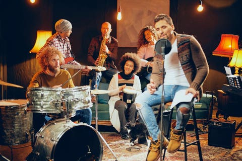 Independent musicians and artists in performance