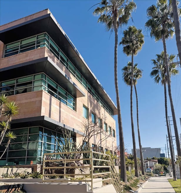 HYBE entertainment company American headquarters
