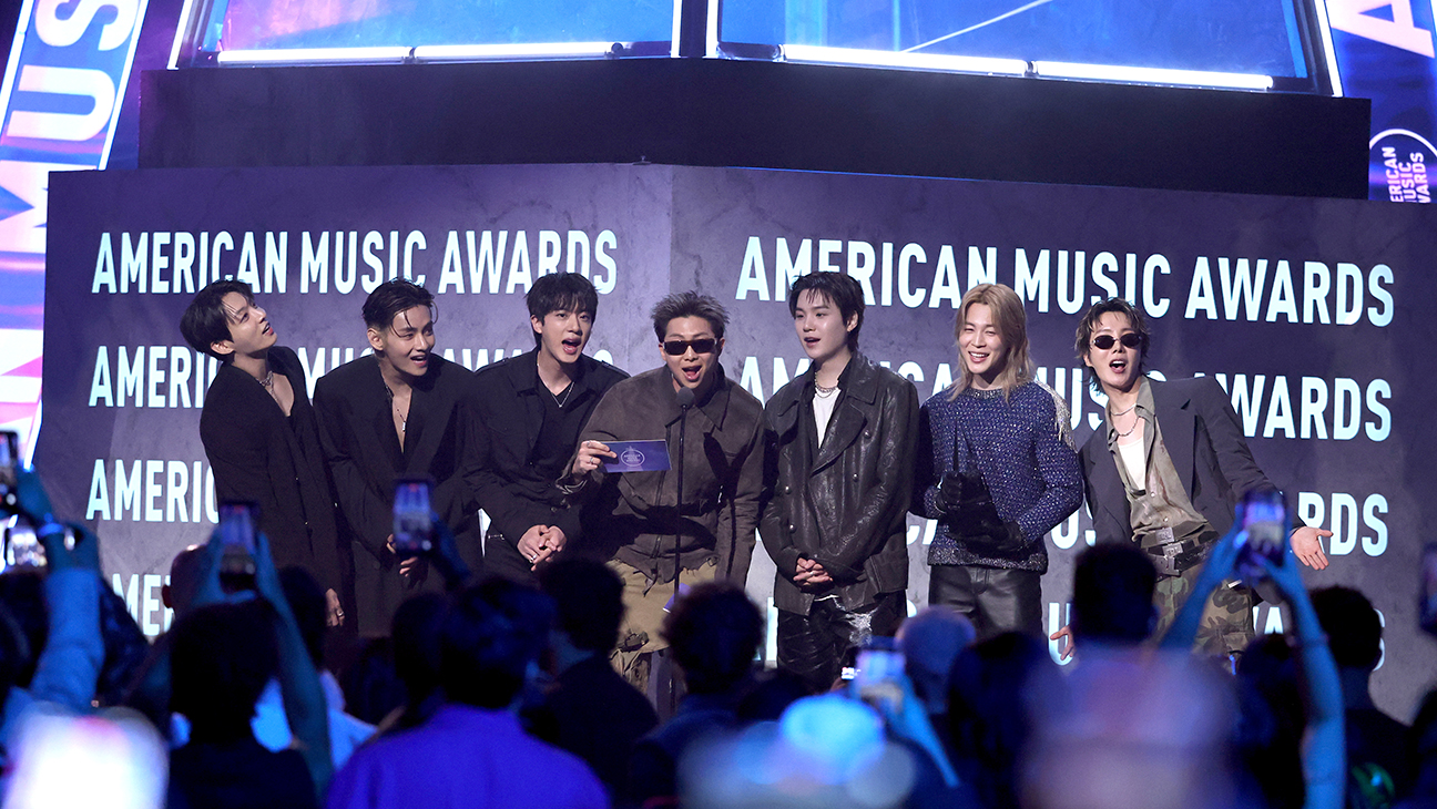 BTS - BTS Makes Triumphant Return to AMAs Stage