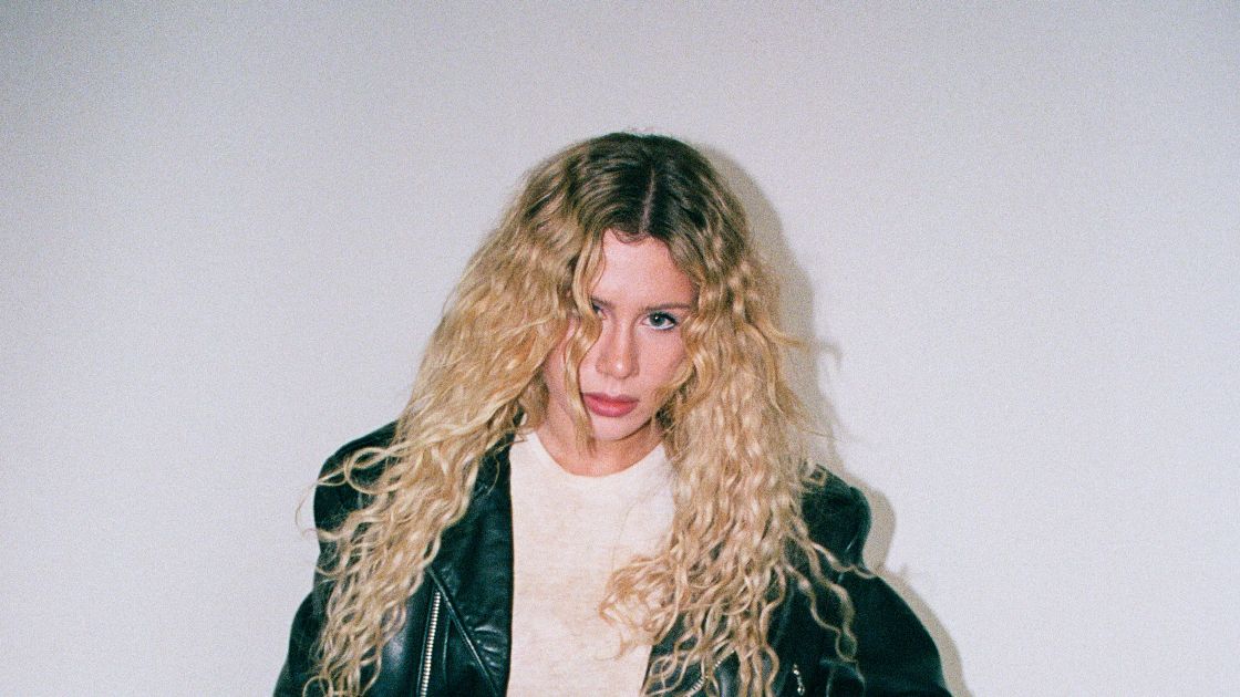 Slayyyter - Building Momentum in Pop Music
