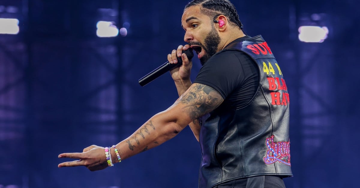 Drake Makes ARIA Chart History - Drake's Worldwide Chart Legacy