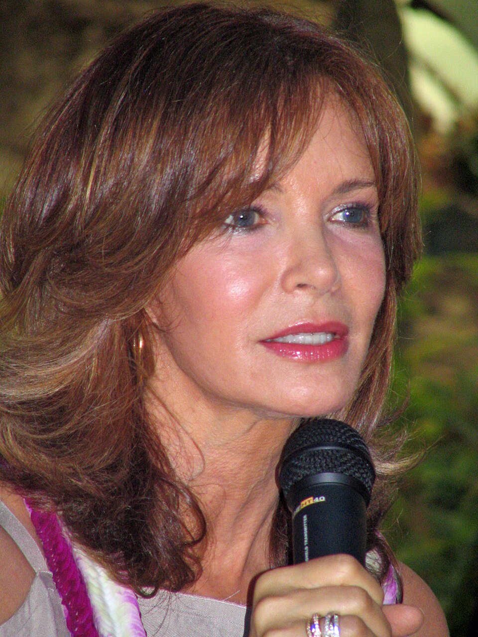 Jaclyn Smith's Timeless Secret: The Charlie's Angels Icon Reveals Her Free Beauty Philosophy at 80