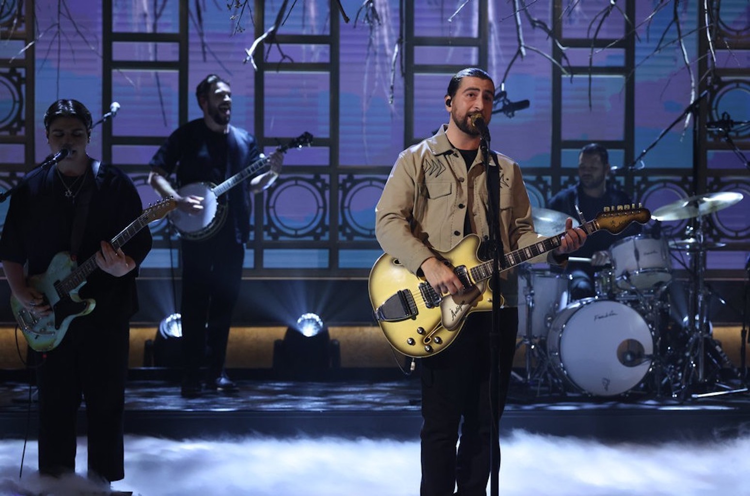 Noah Kahan Brings Vermont Folk-Pop Magic to SNL Stage with Second Musical Guest Performance