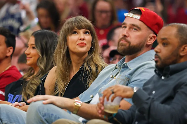 Taylor Swift and Travis Kelce at Madison Square Garden