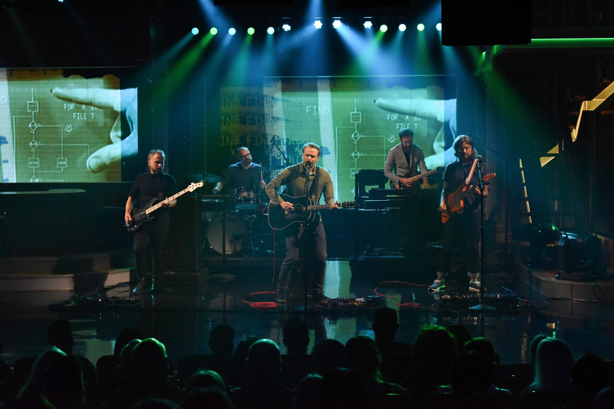 Death Cab for Cutie Delivers - A Captivating Late-Night Performance