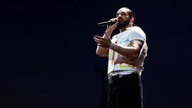 Drake 'ICEMAN' Dominates Billboard 200 - aespa's K-Pop Breakthrough