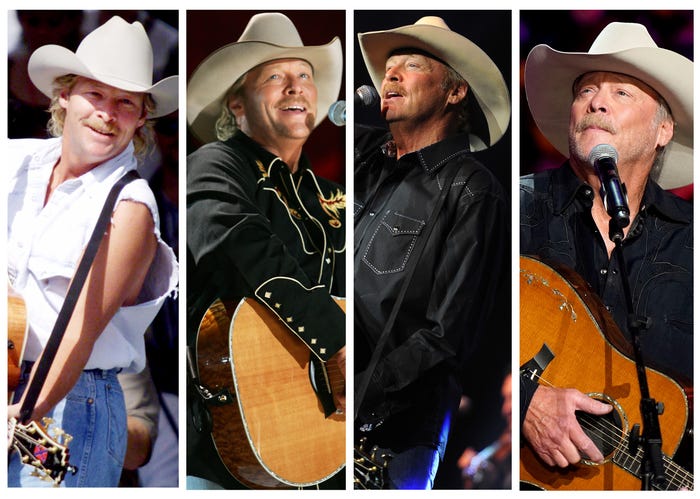 Alan Jackson accepting country music award