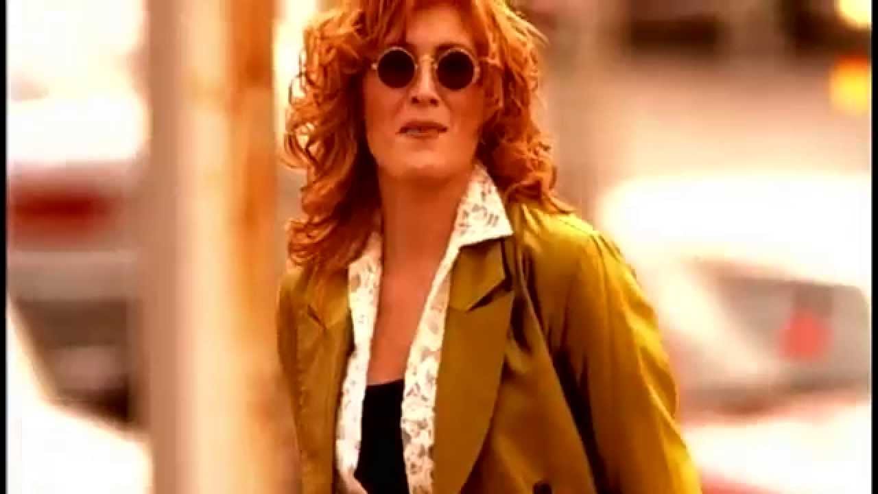 Jo Dee Messina country singer performance