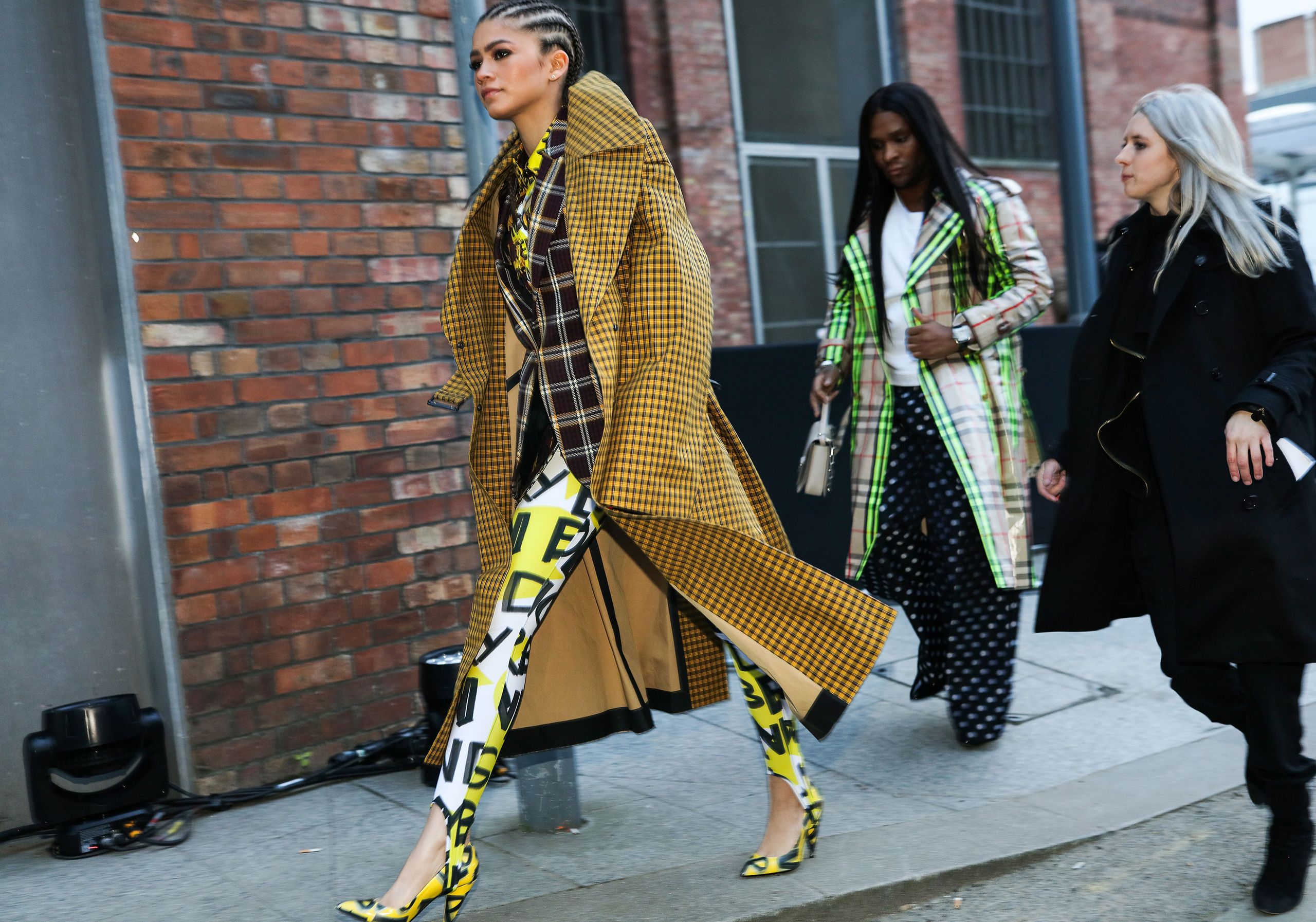 Zendaya celebrity street style look