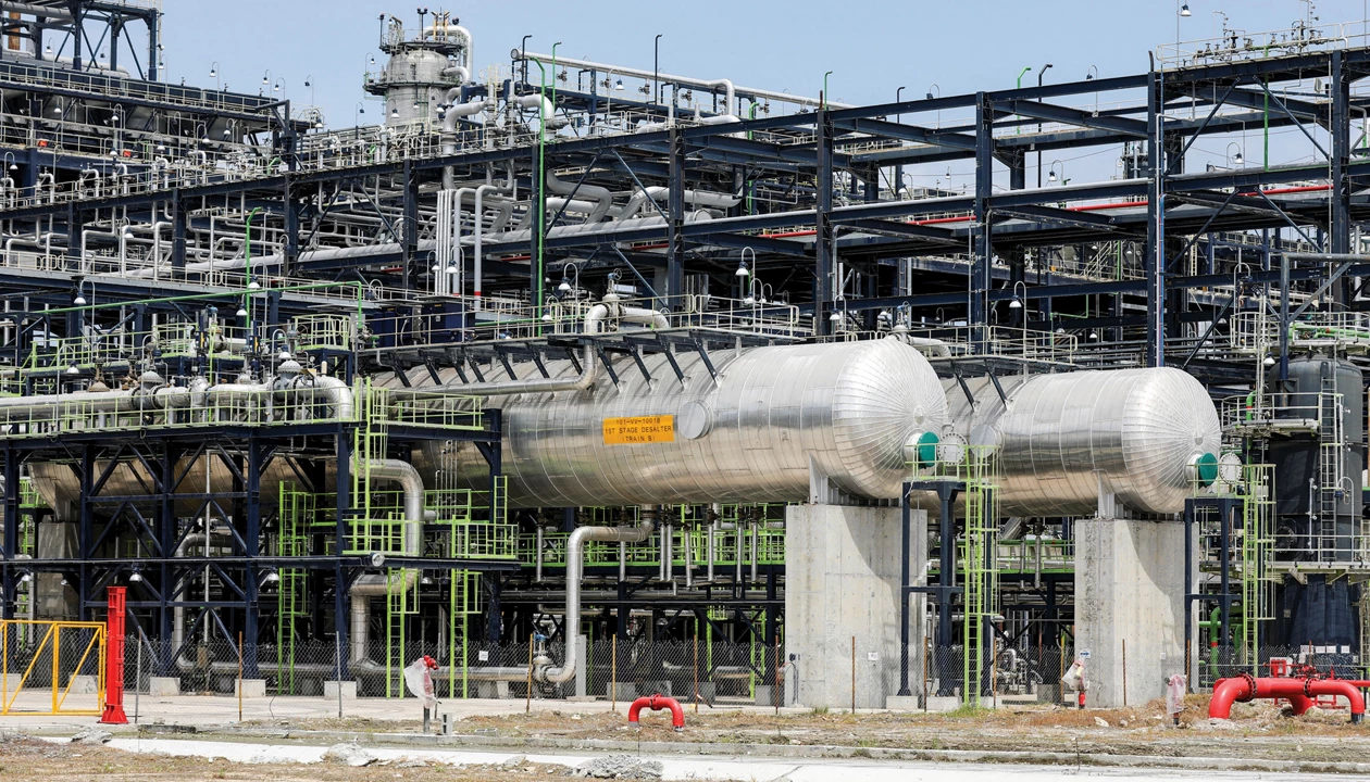 Dangote Petroleum Refinery complex in Lagos, Nigeria