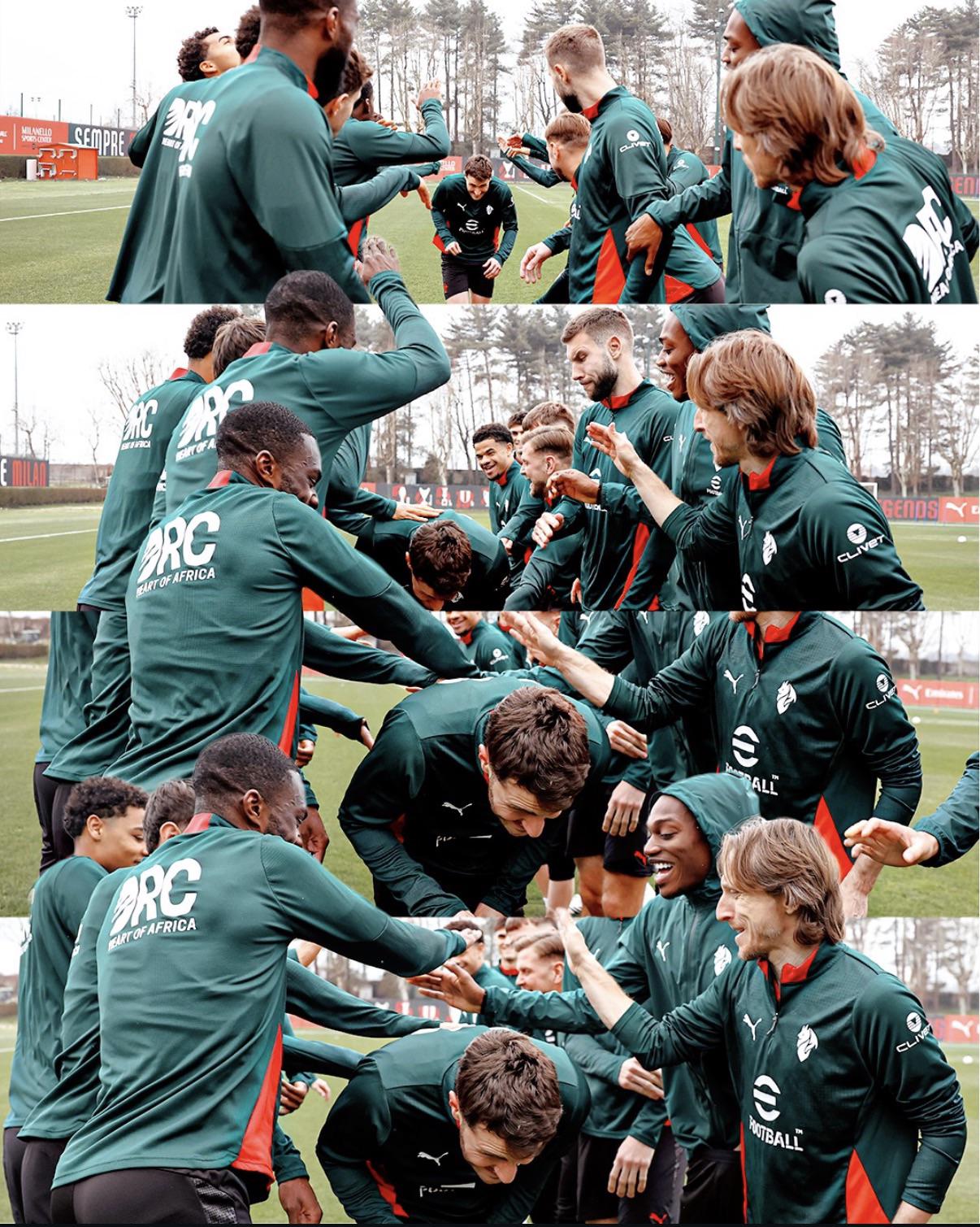 Santiago Giménez training with AC Milan