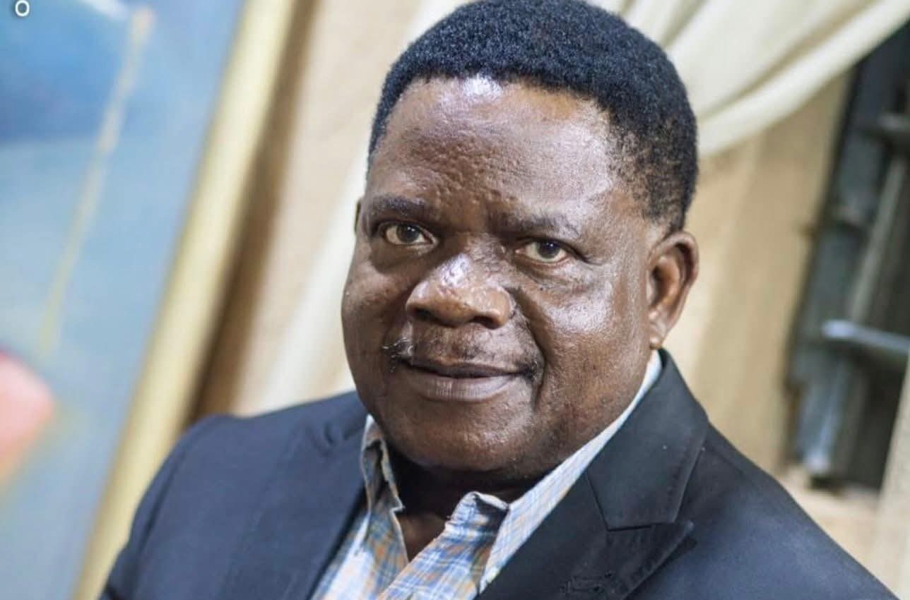 Kola Oyewo - From the troupe to the gown