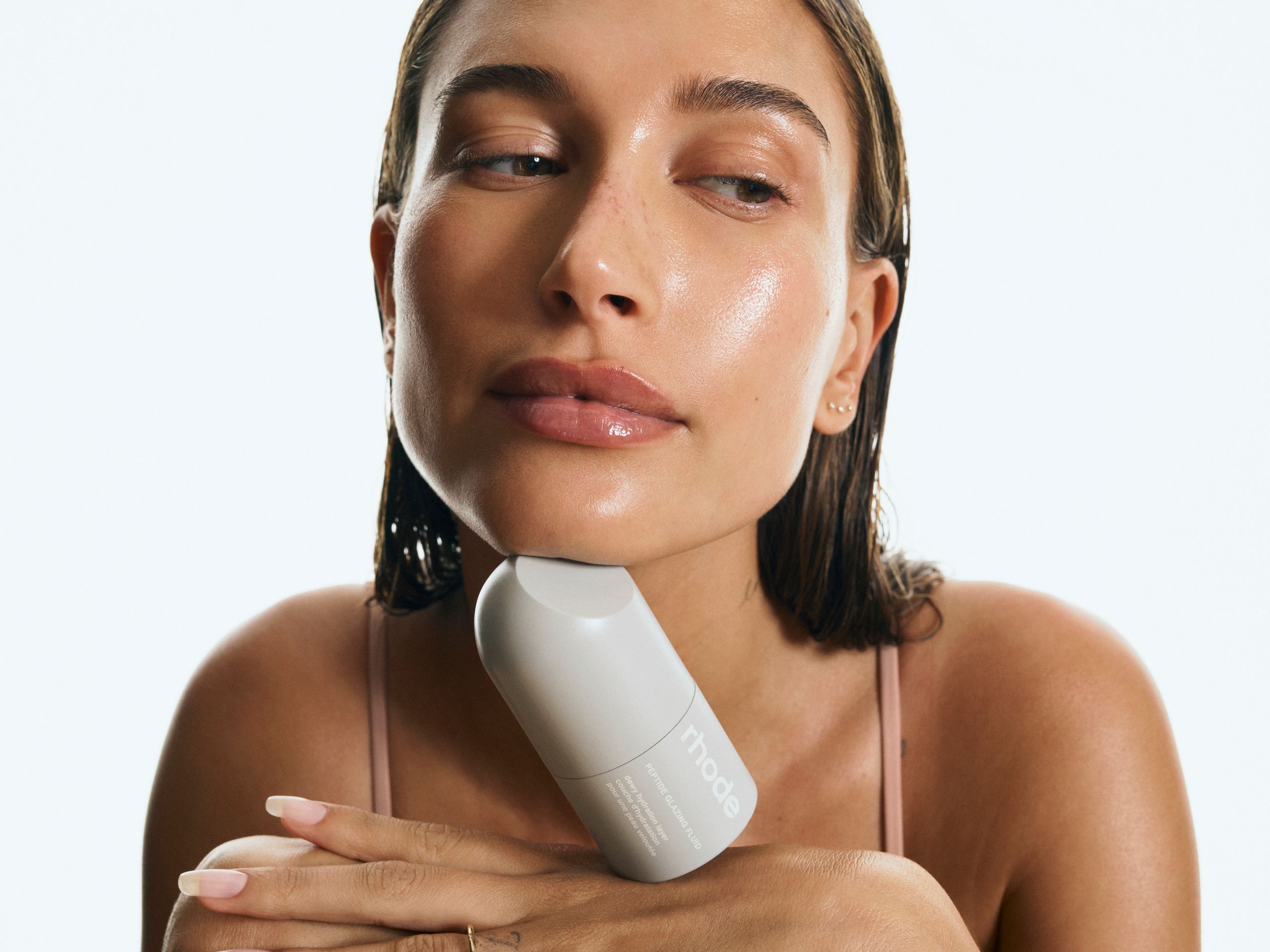 Hailey Bieber Rhode Skin - Hailey Bieber's Beauty Philosophy Behind Rhode