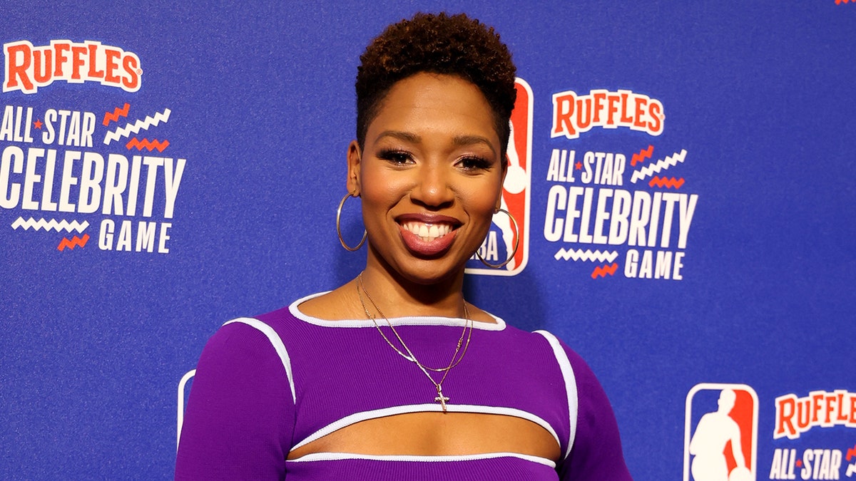 Monica McNutt's Hot Mic Moment: NBA Analyst Questions Taylor Swift's Knicks Fandom