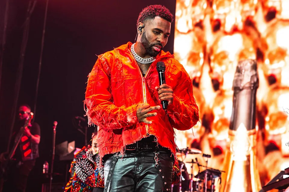 Jason Derulo Under Fire for - Public Reaction and Social Media