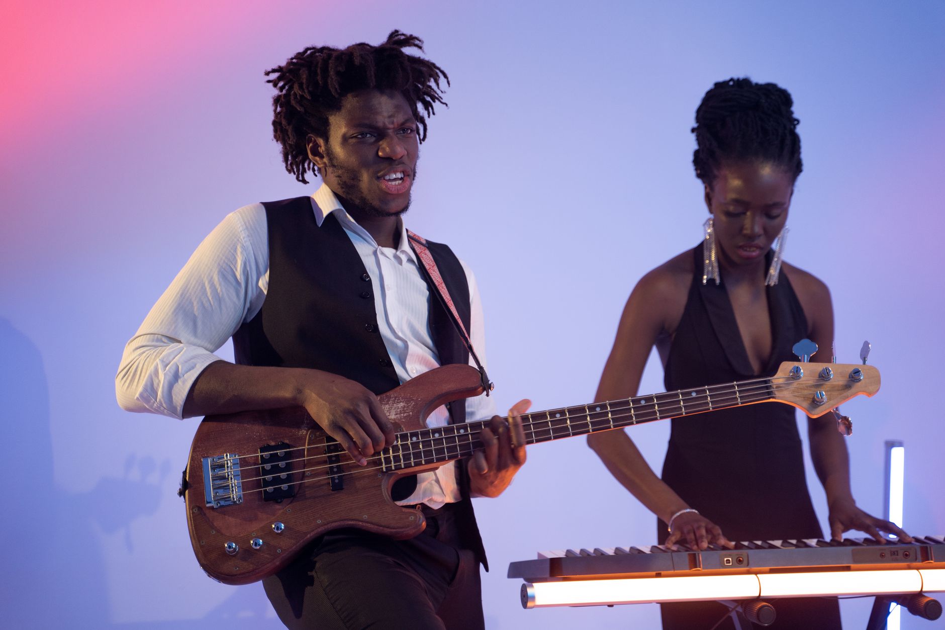 African musicians performing together