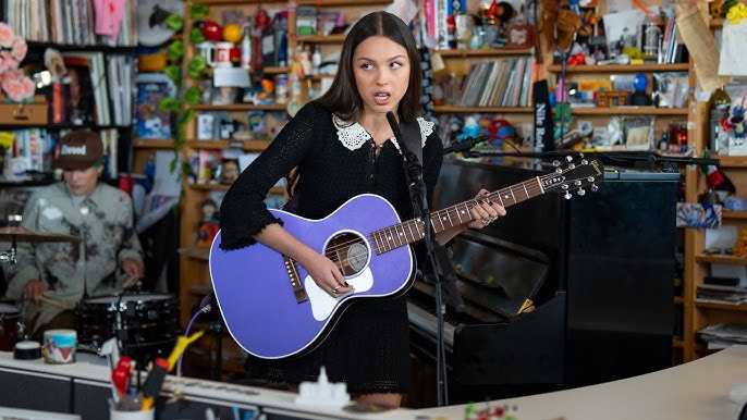 Olivia Rodrigo - The Hidden Reality of Performance Anxiety