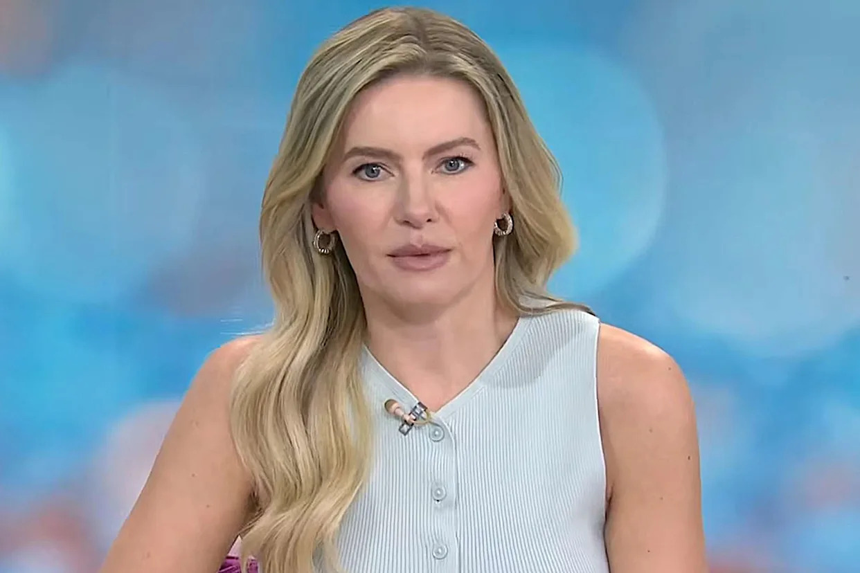 Elisha Cuthbert - The Honest Truth Behind the Break