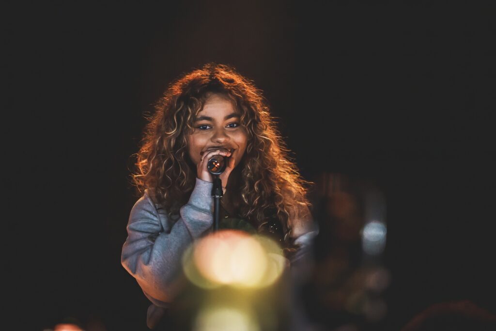 Bella Kay - The Rise of Bella Kay in a Crowded Pop Landscape