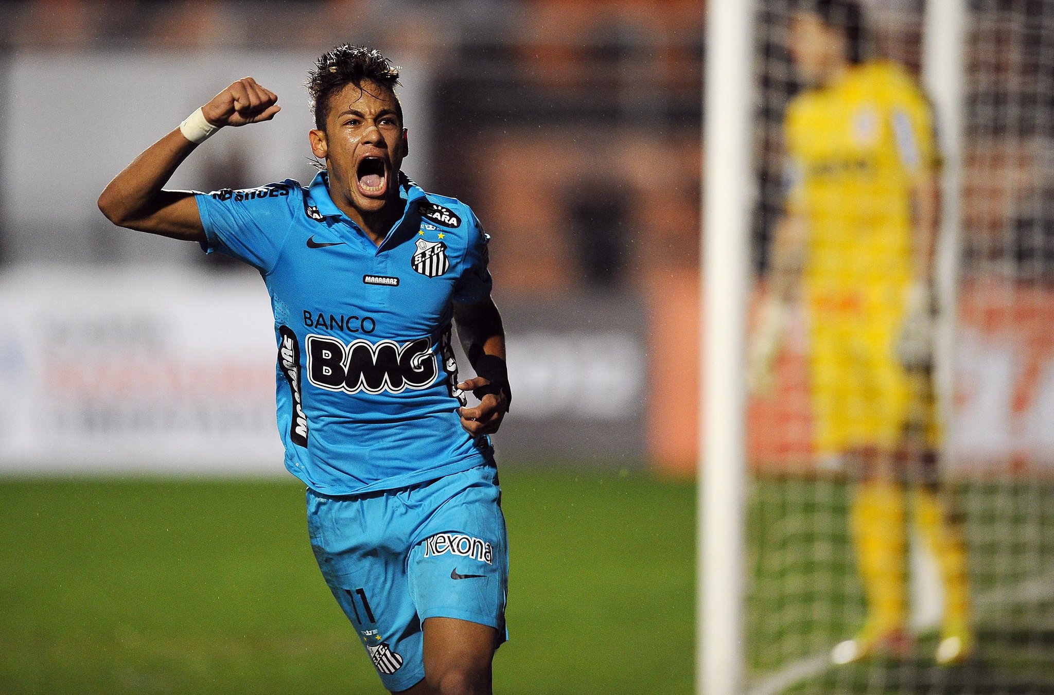 Neymar Jr - The Santos Prodigy