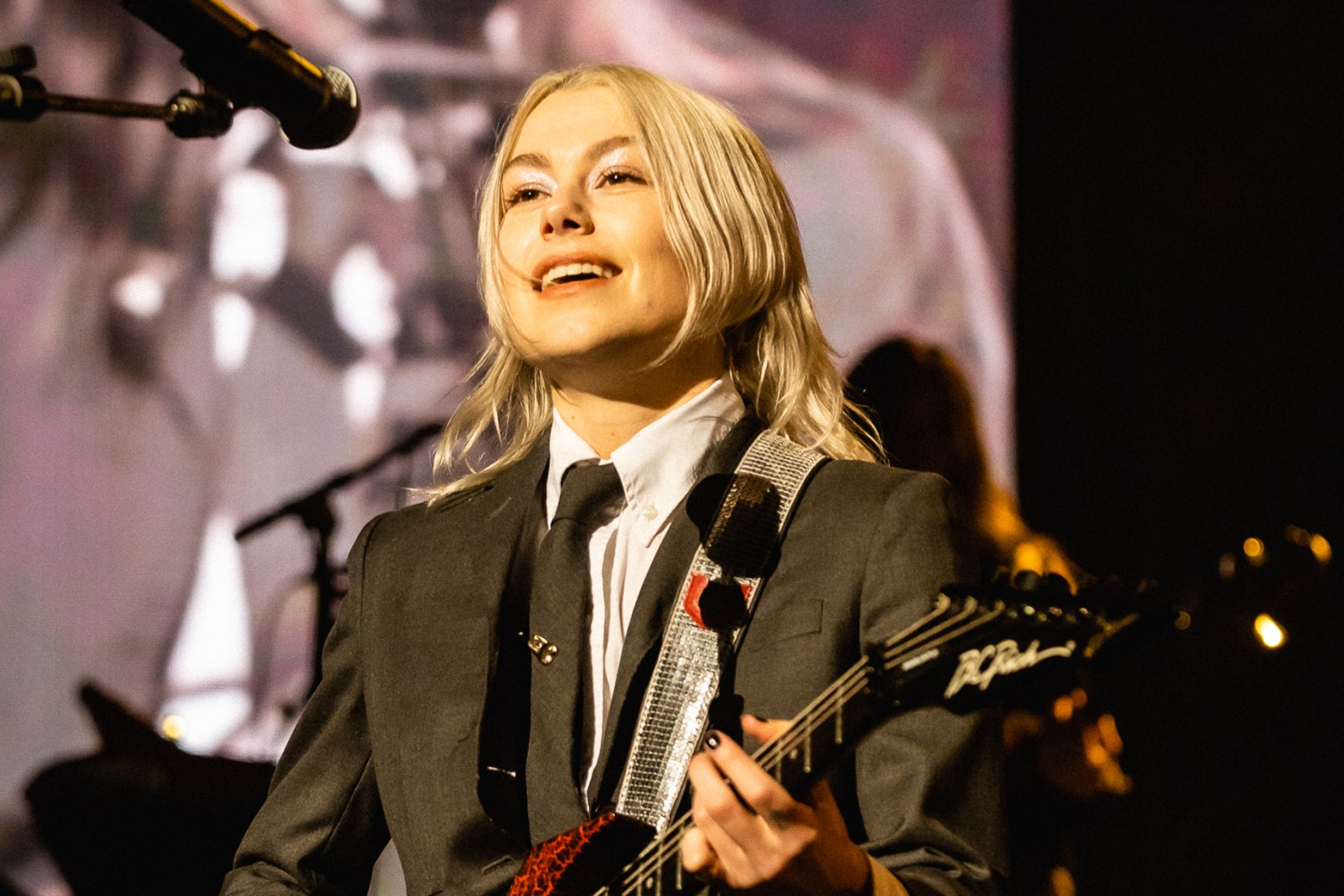 Phoebe Bridgers - What Can We Expect from Lost Weekend?