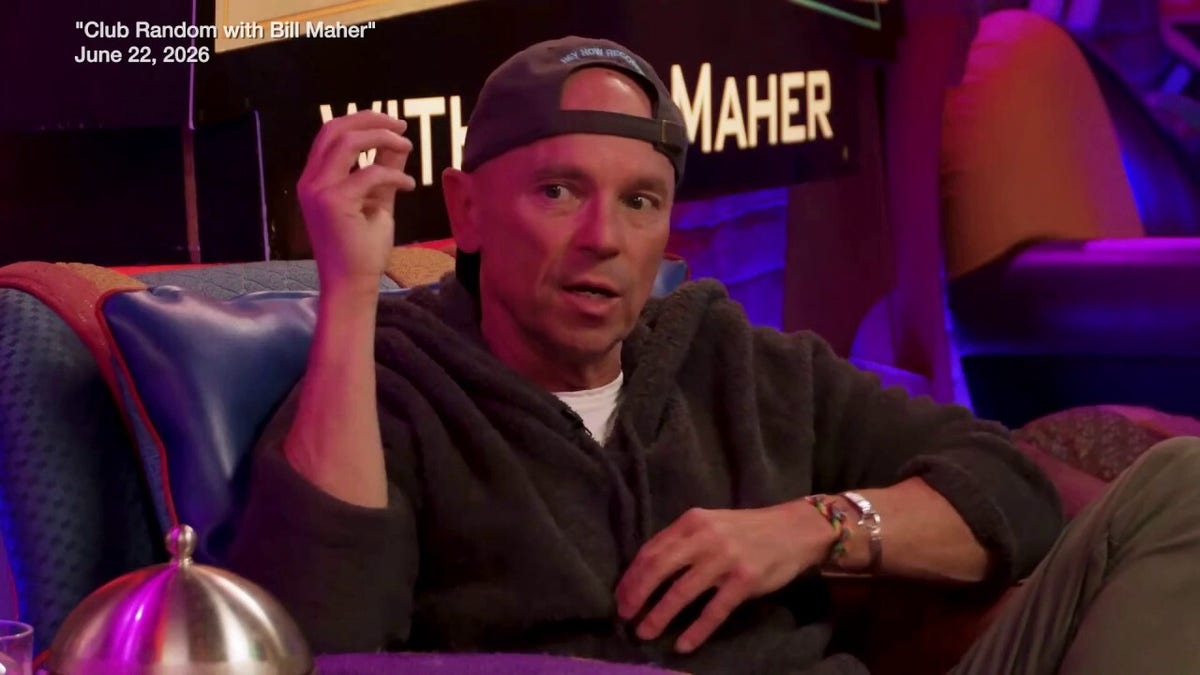 Kenny Chesney Explains to Bill - What Fans and Critics Are Saying