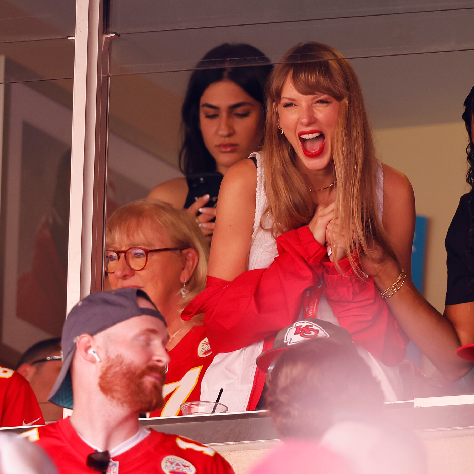 Travis Kelce and Taylor Swift pictured together