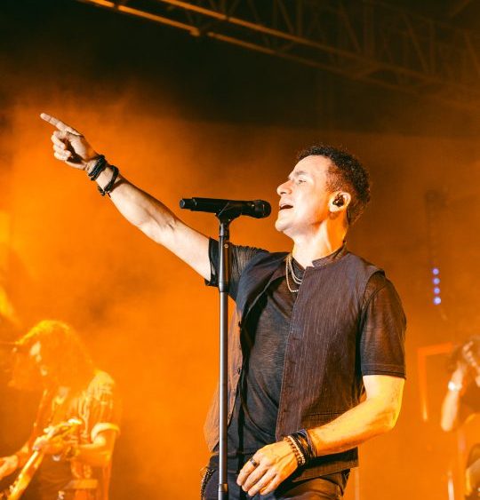 Fonseca performing live on stage