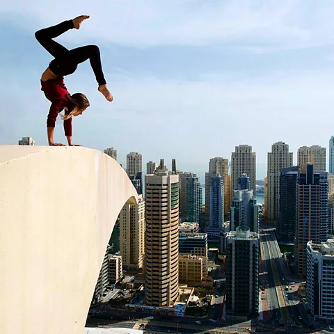 The Netflix Rooftoppers Who Climbed - Skywalkers: A Love Story and the Netflix Platform That Made Them Famous